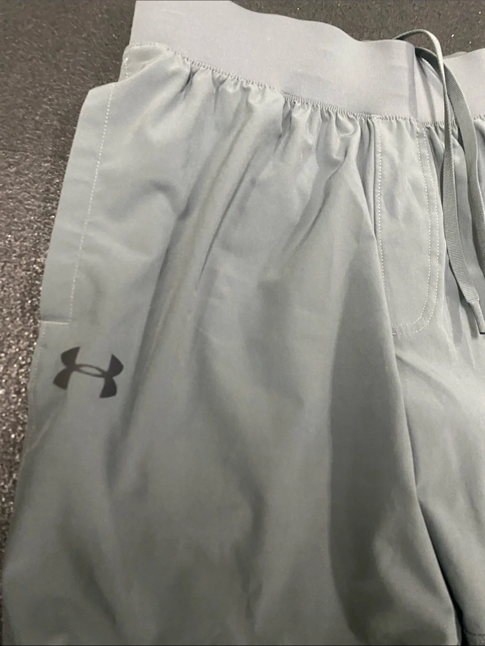 Under Armour Gray Athletic Shorts with Logo size M